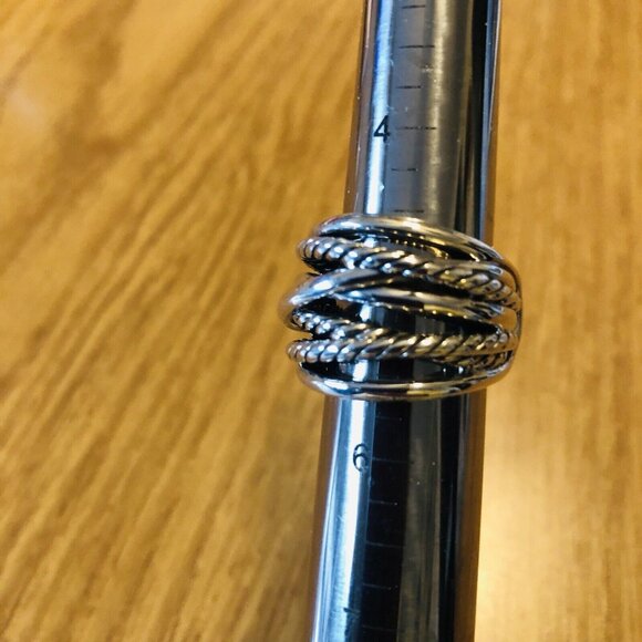 David Yurman Wide Cross Over Sterling Silver Cable Band Ring Size 5 w/Pouch Mint - Picture 4 of 13